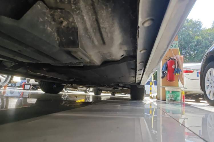 Used FORTHING Yacht 2022 1.5T DCT Chasing-the-Waves Edition Right Side Sill