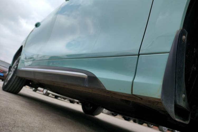 Used FORTHING Yacht 2022 1.5T DCT Chasing-the-Waves Edition Right Side Sill