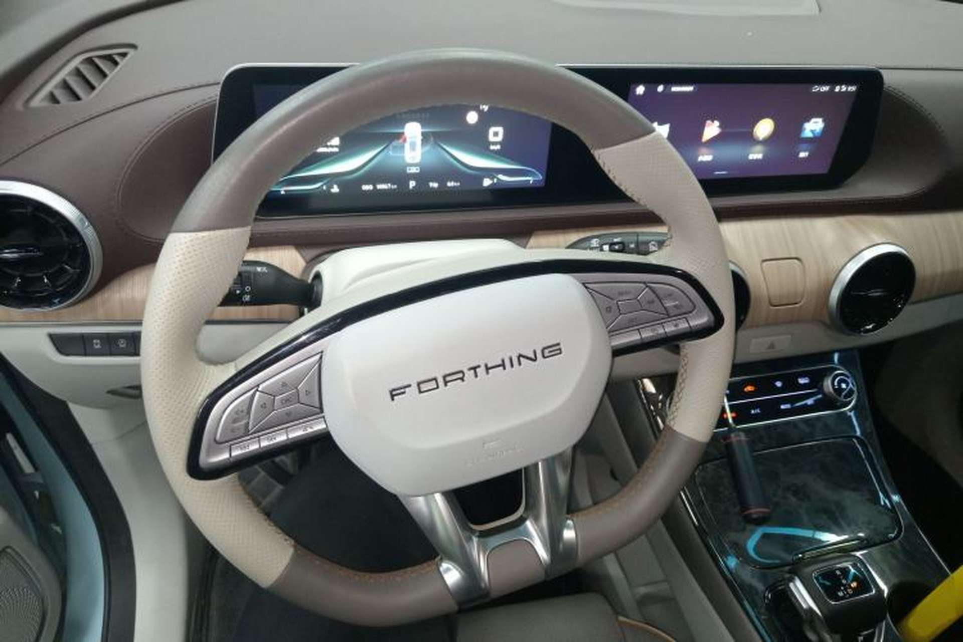 Used FORTHING Yacht 2022 1.5T DCT Chasing Wind Edition Steering Wheel