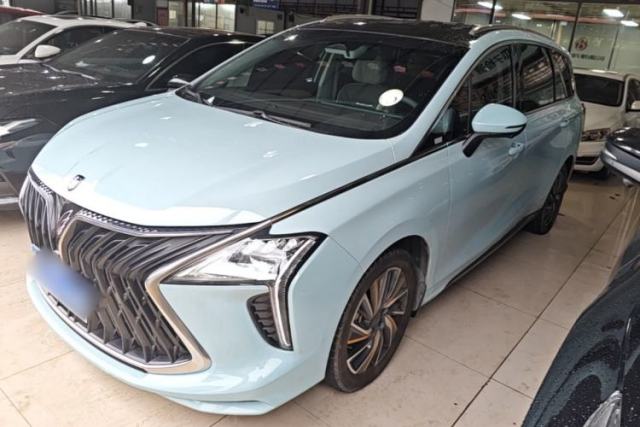 Used FORTHING Yacht 2022 1.5T DCT Chasing-the-Waves Edition