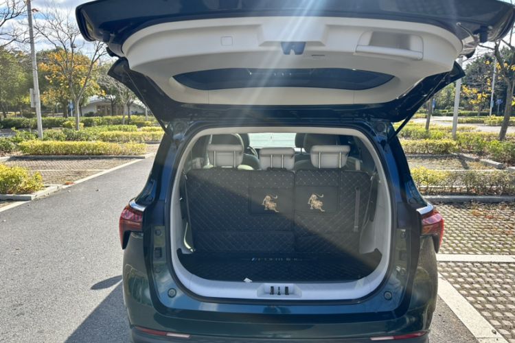 Used FORTHING Yacht 2022 1.5T DCT Yangfan Edition Trunk