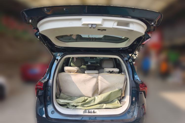 Used FORTHING Yacht 2022 1.5T DCT Chasing Wind Edition Trunk