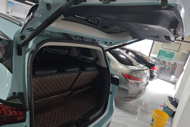Used FORTHING Yacht 2022 1.5T DCT Chasing-the-Waves Edition Trunk