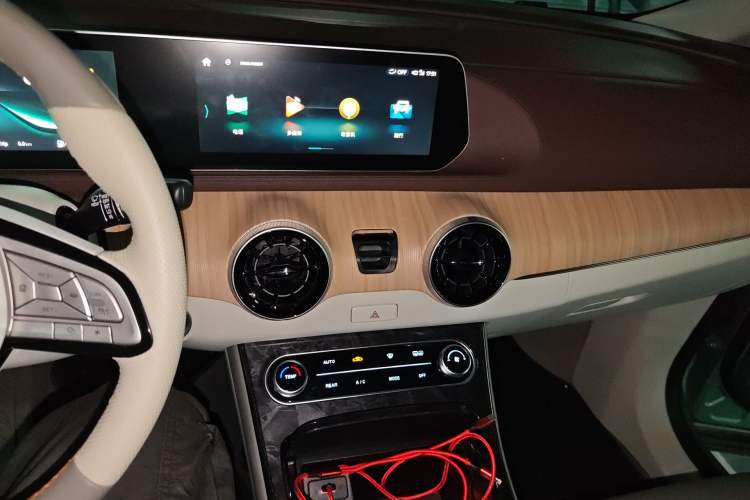 Used FORTHING Yacht 2022 1.5T DCT Chasing Wind Edition Audio And AC Panel