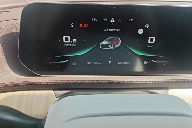 Used FORTHING Yacht 2022 1.5T DCT Chasing-the-Waves Edition Odometer Close Up