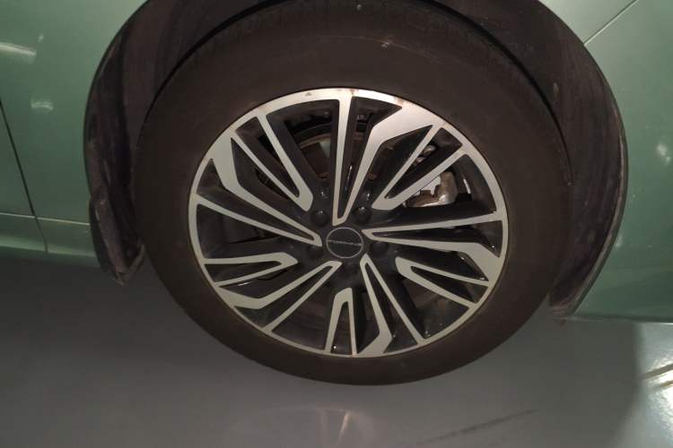 Used FORTHING Yacht 2022 1.5T DCT Chasing Wind Edition Right Front Wheel Hub