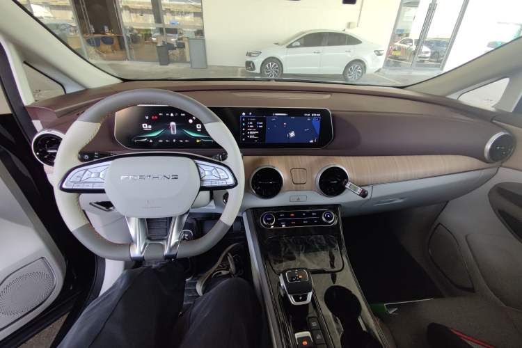 Used FORTHING Yacht 2022 1.5T DCT Chasing Wind Edition Center Console