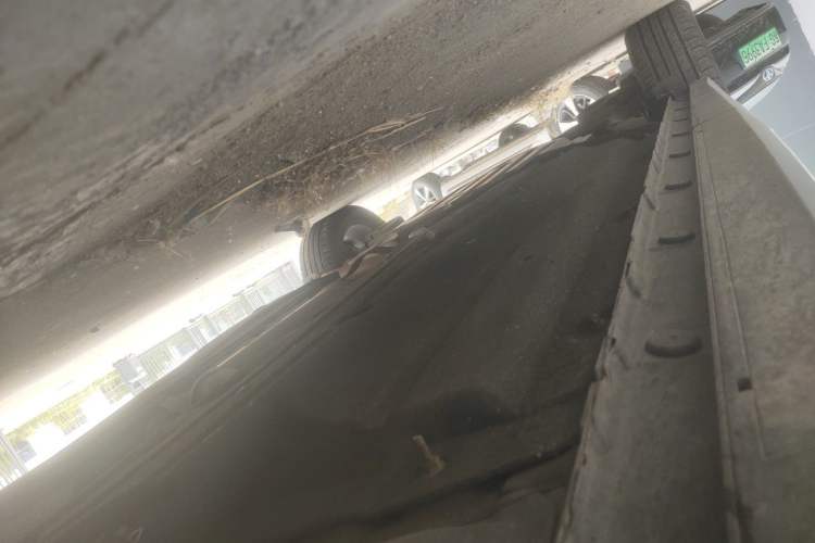 Used FORTHING Yacht 2022 1.5T DCT Lan Yue Edition Chassis Front Right