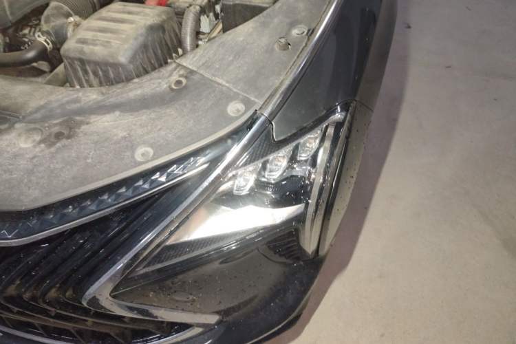 Used FORTHING Yacht 2022 1.5T DCT Yangfan Edition Engine Bay Left