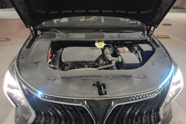 Used FORTHING Yacht 2022 1.5T DCT Chasing-the-Waves Edition Engine Bay