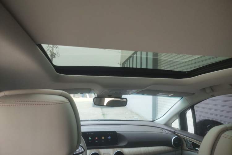 Used FORTHING Yacht 2022 1.5T DCT Lan Yue Edition Headliner