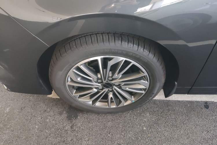 Used FORTHING Yacht 2022 1.5T DCT Chasing Wind Edition Left Front Wheel Hub