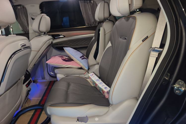 Used FORTHING Yacht 2022 1.5T DCT Chasing-the-Waves Edition Left Rear Seat