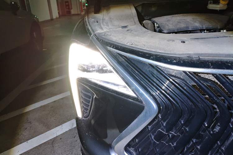 Used FORTHING Yacht 2022 1.5T DCT Chasing-the-Waves Edition Right Front Headlight