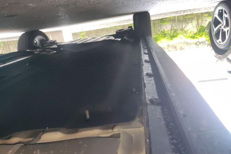 Used FORTHING Yacht 2022 1.5T DCT Chasing Wind Edition Right Side Sill