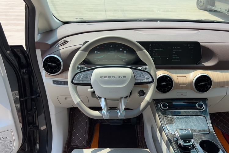 Used FORTHING Yacht 2022 1.5T DCT Chasing-the-Waves Edition Steering Wheel