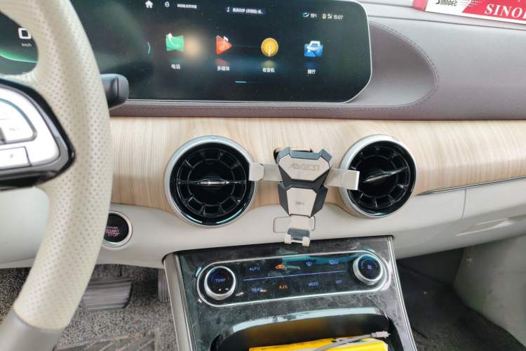 Used FORTHING Yacht 2022 1.5T DCT Chasing Wind Edition Audio And AC Panel