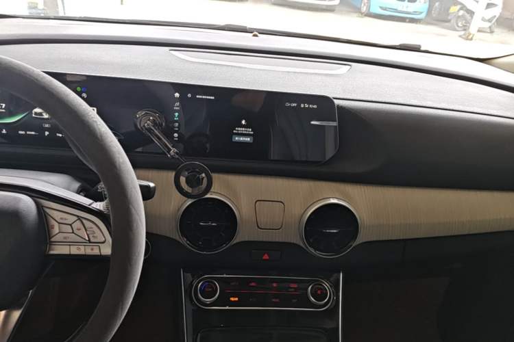 Used FORTHING Yacht 2022 1.5T DCT Chasing Wind Edition Audio And AC Panel