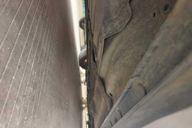 Used FORTHING Yacht 2022 1.5T DCT Chasing Wind Edition Chassis Rear Right