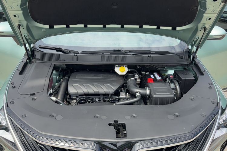 Used FORTHING Yacht 2022 1.5T DCT Chasing Wind Edition Engine Bay