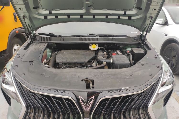 Used FORTHING Yacht 2022 1.5T DCT Yangfan Edition Engine Bay