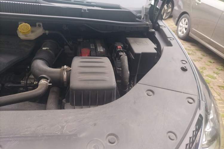 Used FORTHING Yacht 2022 1.5T DCT Chasing Wind Edition Engine Bay Left
