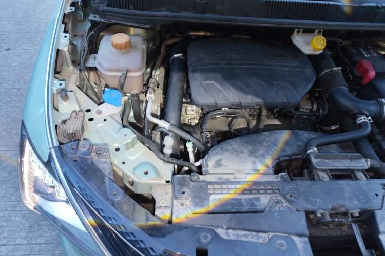 Used FORTHING Yacht 2022 1.5T DCT Chasing-the-Waves Edition Engine Bay Right