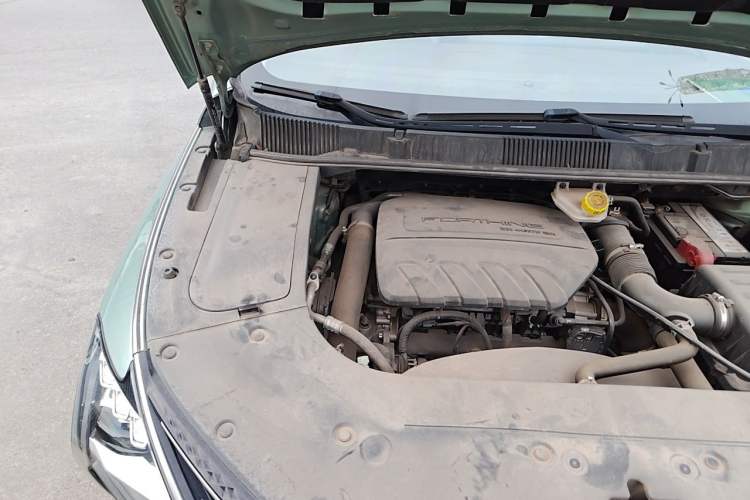 Used FORTHING Yacht 2022 1.5T DCT Chasing Wind Edition Engine Bay Right