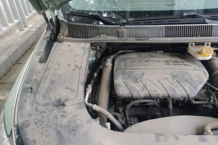 Used FORTHING Yacht 2022 1.5T DCT Chasing Wind Edition Engine Bay Right