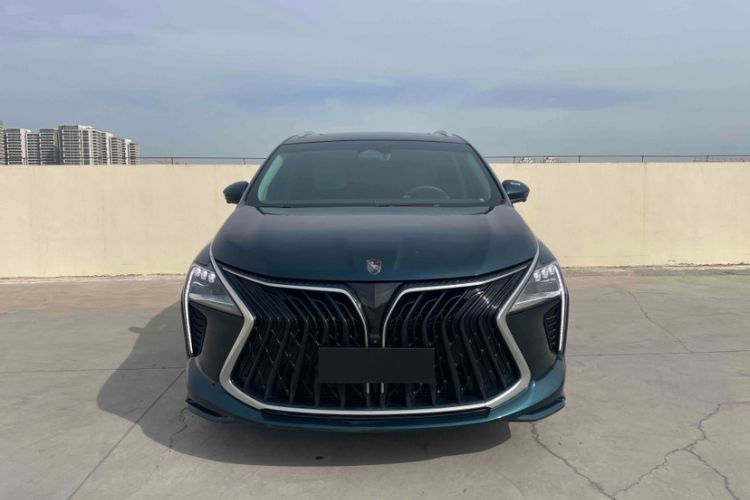 Used FORTHING Yacht 2022 1.5T DCT Chasing-the-Waves Edition Exterior 1