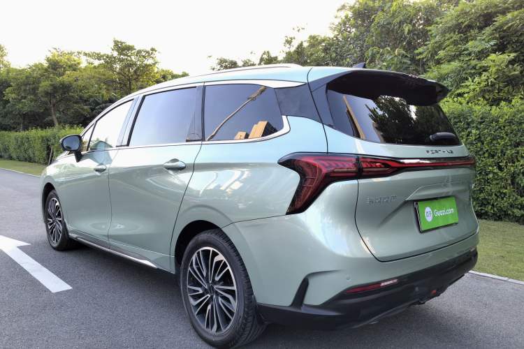 Used FORTHING Yacht 2022 1.5T DCT Chasing-the-Waves Edition Exterior 6