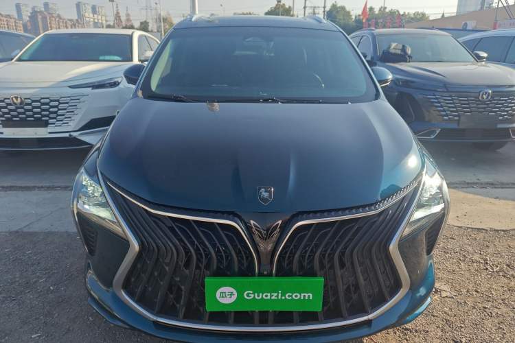 Used FORTHING Yacht 2022 1.5T DCT Chasing-the-Waves Edition Front