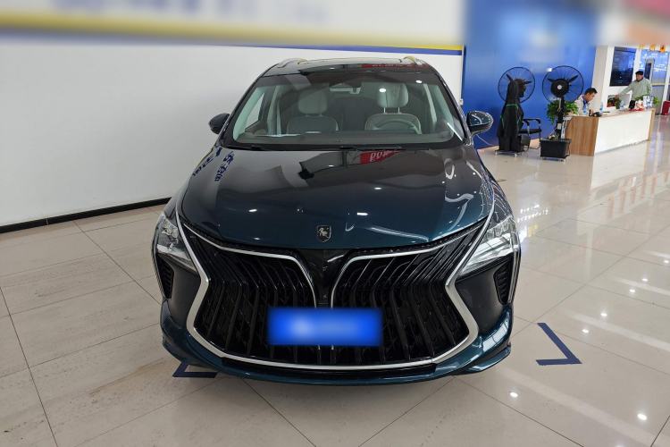 Used FORTHING Yacht 2022 1.5T DCT Chasing Wind Edition Front