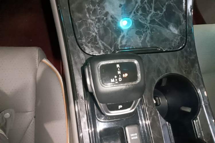 Used FORTHING Yacht 2022 1.5T DCT Chasing-the-Waves Edition Gear Lever