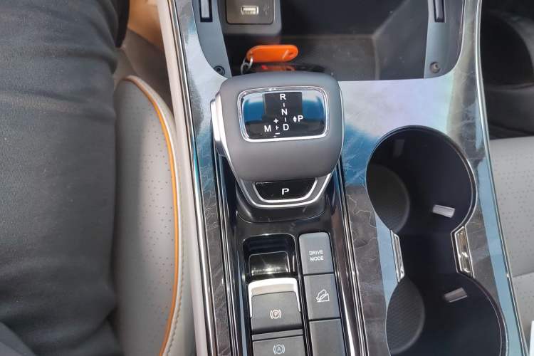 Used FORTHING Yacht 2022 1.5T DCT Chasing Wind Edition Gear Lever