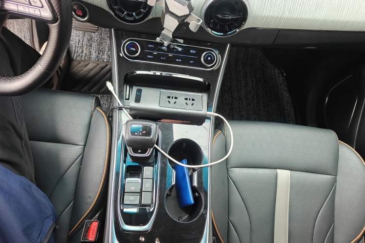Used FORTHING Yacht 2022 1.5T DCT Chasing-the-Waves Edition Gear Lever