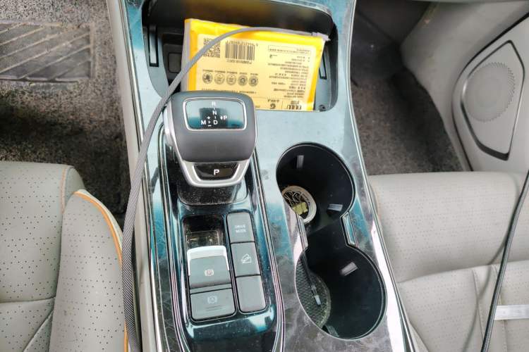 Used FORTHING Yacht 2022 1.5T DCT Chasing Wind Edition Gear Lever