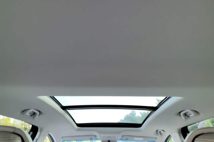 Used FORTHING Yacht 2022 1.5T DCT Chasing-the-Waves Edition Headliner