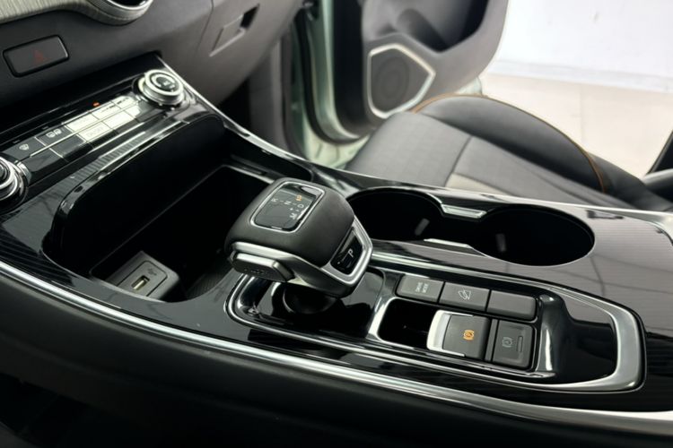 Used FORTHING Yacht 2022 1.5T DCT Yangfan Edition Interior 3