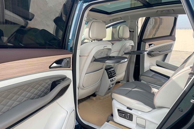 Used FORTHING Yacht 2022 1.5T DCT Chasing-the-Waves Edition Interior 4