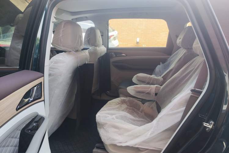 Used FORTHING Yacht 2022 1.5T DCT Chasing Wind Edition Interior 5