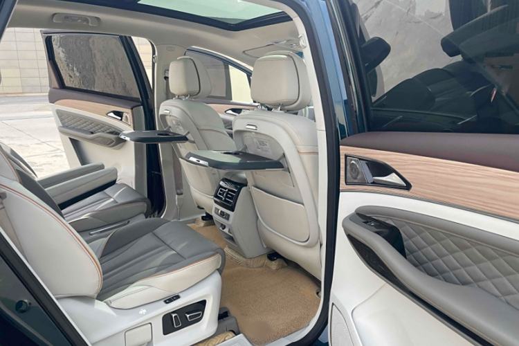 Used FORTHING Yacht 2022 1.5T DCT Chasing-the-Waves Edition Interior 5