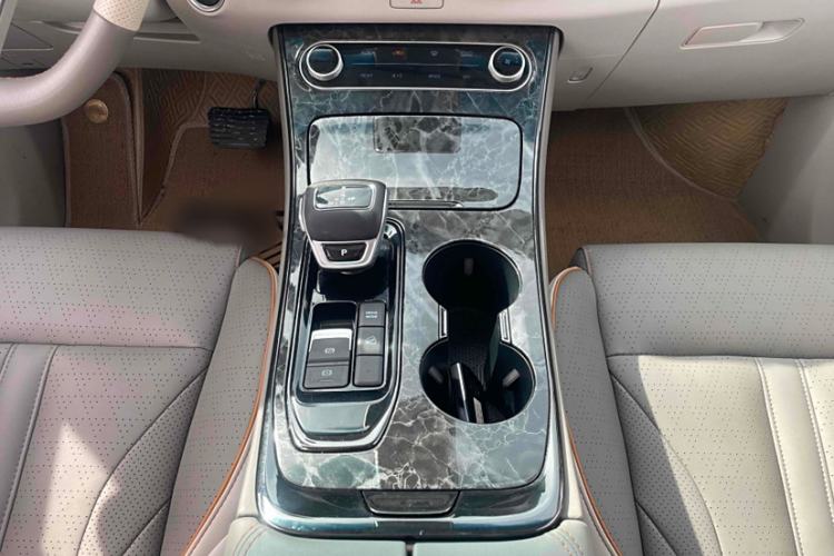 Used FORTHING Yacht 2022 1.5T DCT Chasing-the-Waves Edition Interior 8