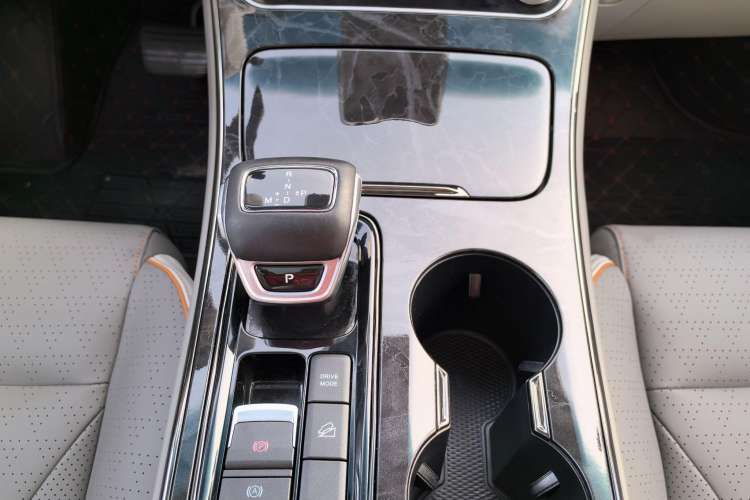 Used FORTHING Yacht 2022 1.5T DCT Chasing-the-Waves Edition Interior 9