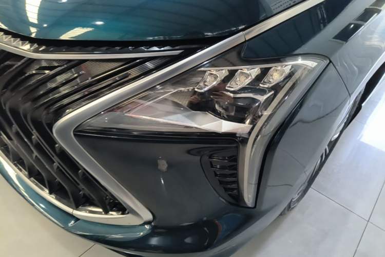 Used FORTHING Yacht 2022 1.5T DCT Chasing-the-Waves Edition Left Front Headlight