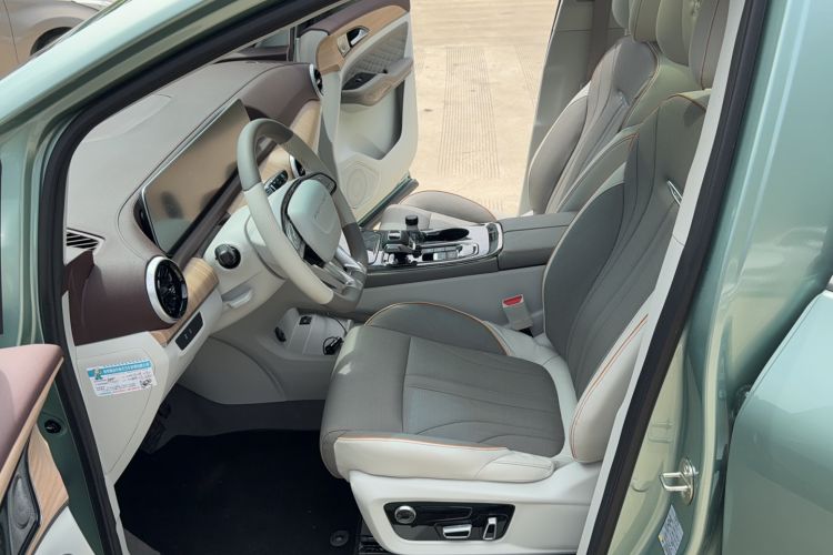 Used FORTHING Yacht 2022 1.5T DCT Chasing Wind Edition Left Front Seat