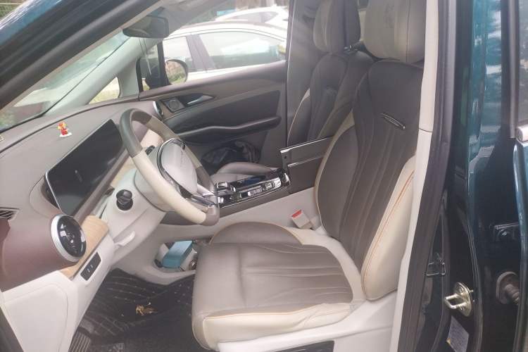 Used FORTHING Yacht 2022 1.5T DCT Chasing Wind Edition Left Front Seat