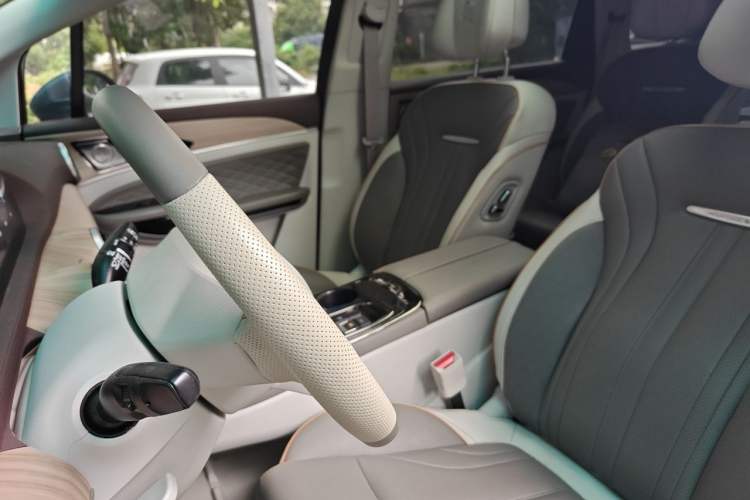 Used FORTHING Yacht 2022 1.5T DCT Chasing-the-Waves Edition Left Front Seat