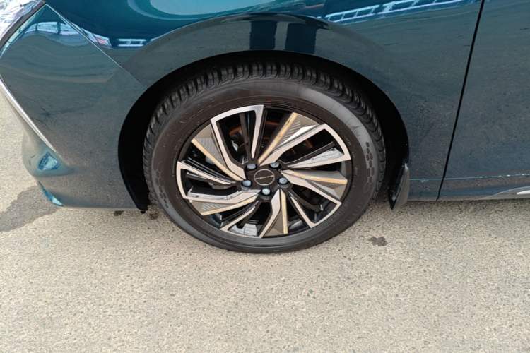 Used FORTHING Yacht 2022 1.5T DCT Chasing-the-Waves Edition Left Front Wheel Hub