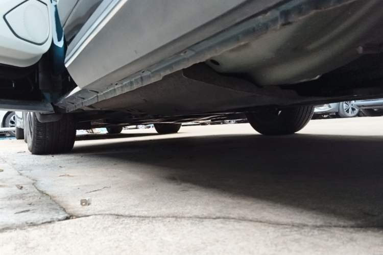 Used FORTHING Yacht 2022 1.5T DCT Chasing-the-Waves Edition Left Side Sill